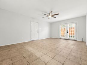 4637 Wild Indigo Street 421, Houston TX 77027