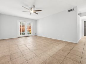 4637 Wild Indigo Street 421, Houston TX 77027