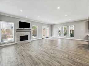 9400 Doliver Drive 60, Houston TX 77063