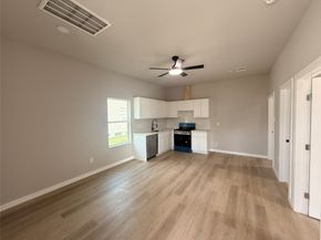 111 S 70th S, Houston TX 77011