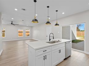 813 Barbara Mae Street, Houston TX 77015