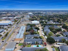 9700 Leawoo Boulevard 1002, Houston TX 77099