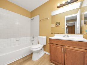 9700 Leawoo Boulevard 1002, Houston TX 77099