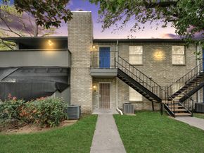 9700 Leawoo Boulevard 1002, Houston TX 77099