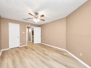 9700 Leawoo Boulevard 1002, Houston TX 77099