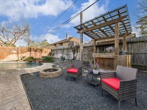 1423 Richelieu Lane, Houston TX 77018