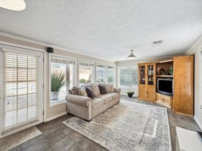 1423 Richelieu Lane, Houston TX 77018