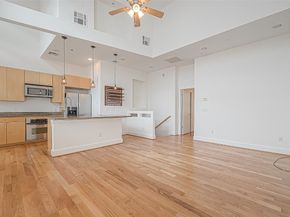 1555 Birdsall Street A, Houston TX 77007