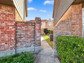 3834 Willow Springs Lane, Houston TX 77080