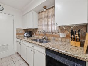 3834 Willow Springs Lane, Houston TX 77080