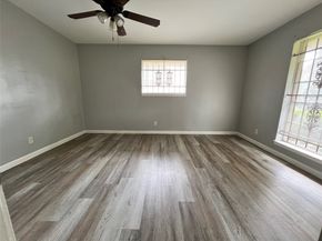 10859 Fairland Drive, Houston TX 77051