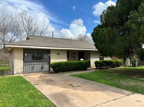 10859 Fairland Drive, Houston TX 77051