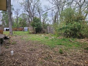 422 Surratt Drive, Houston TX 77091