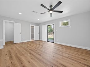 7227 Colton St, Houston TX 77016