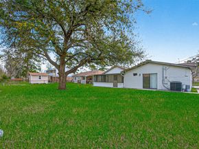 7227 Colton St, Houston TX 77016