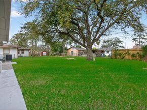 7227 Colton St, Houston TX 77016