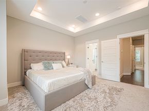 2051 Sherwood Forest Street, Houston TX 77043