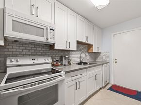 6541 Wanda Lane, Houston TX 77074