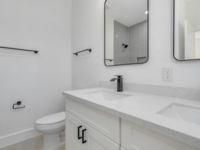 5642 Hirondel Street, Houston TX 77033