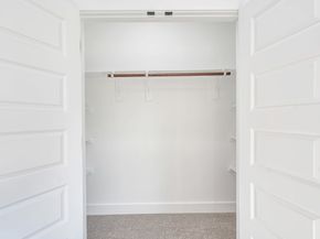 5642 Hirondel Street, Houston TX 77033