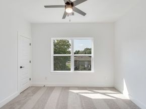 5642 Hirondel Street, Houston TX 77033