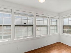 2824 Briarhurst Drive 14, Houston TX 77057