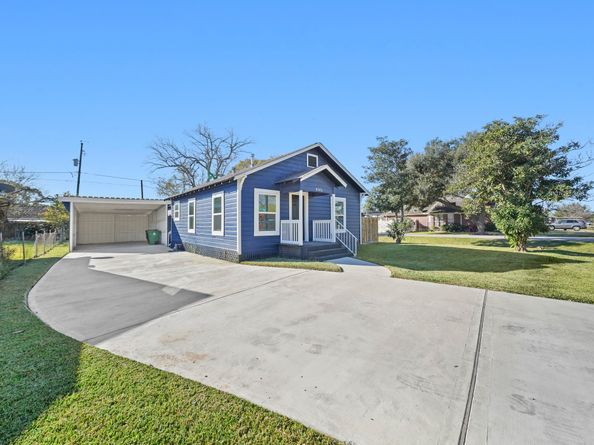 8302 Tavenor Lane, Houston TX 77075