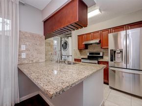 10615 Briar Forest Drive 902, Houston TX 77042