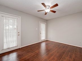 10615 Briar Forest Drive 902, Houston TX 77042