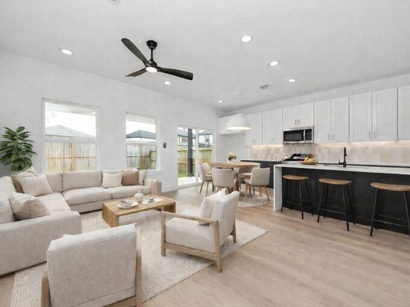 8314 Prairie View Drive, Houston TX 77088