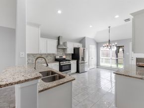 6322 Atlasridge Drive, Houston TX 77048