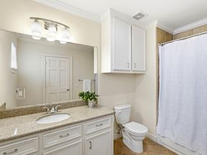 4375 Harvest Lane, Houston TX 77004