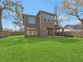 1802 Wakefield Drive, Houston TX 77018