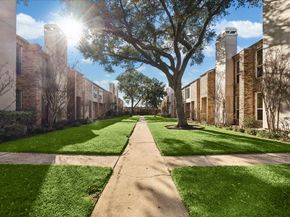 6406 Ferris Drive 20, Houston TX 77081