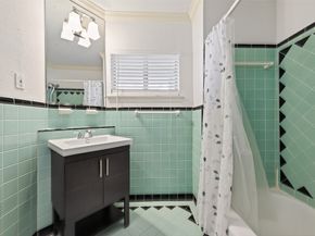 4807 Creekbend Drive, Houston TX 77035