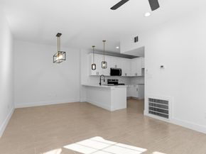 428 Rhode Island St, Houston TX 77029