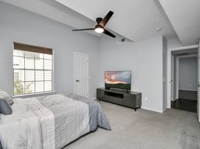 9809 Richmond Avenue B13, Houston TX 77042