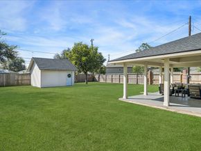 6003 W 43rd Street, Houston TX 77092