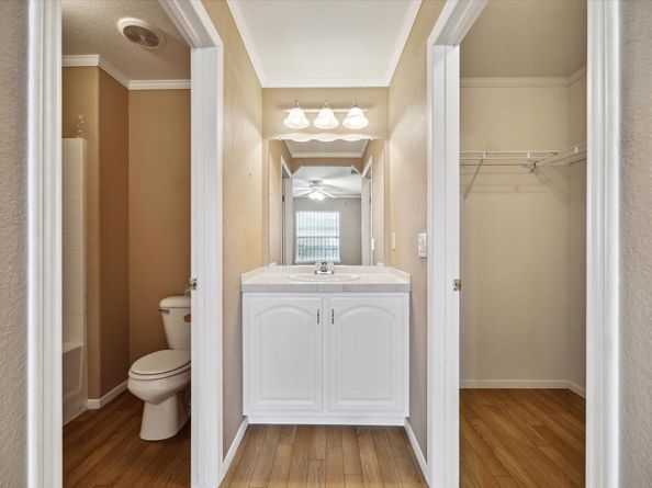 10126 Summerberry Lane, Tomball TX 77375