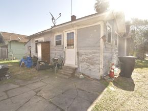 101 Inlane Street, Houston TX 77012