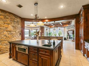22 Post Shadow Estate Drive, Spring TX 77389