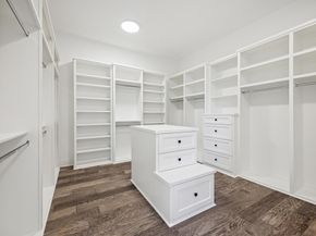 2065 Southgate Boulevard, Houston TX 77030