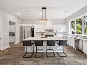 2065 Southgate Boulevard, Houston TX 77030