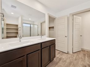 2905 Chase Cross Lane, Houston TX 77047