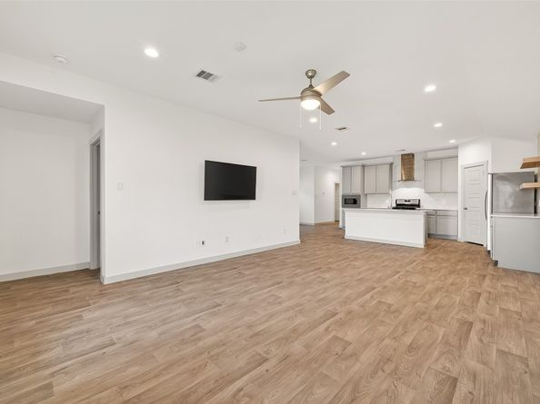 2905 Chase Cross Lane, Houston TX 77047
