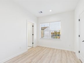 4748 Martin Hill Street, Houston TX 77018