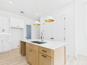 4748 Martin Hill Street, Houston TX 77018