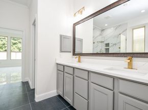 1123 Penny Worth Drive, Sugar Land TX 77479