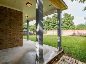 1123 Penny Worth Drive, Sugar Land TX 77479