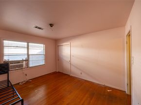 7718 Dillon Street, Houston TX 77061